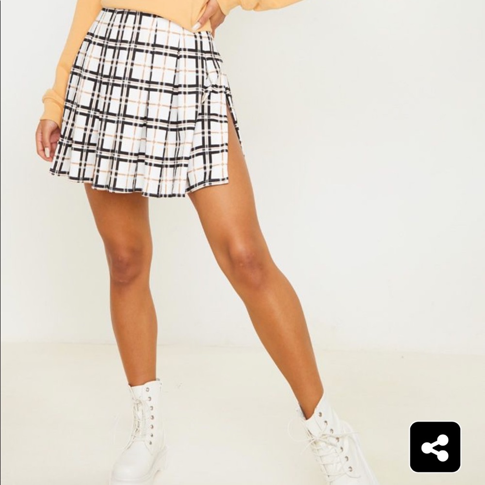 Pretty little thing plaid skirt